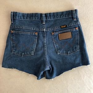 VINTAGE WRANGLER SHORTS
